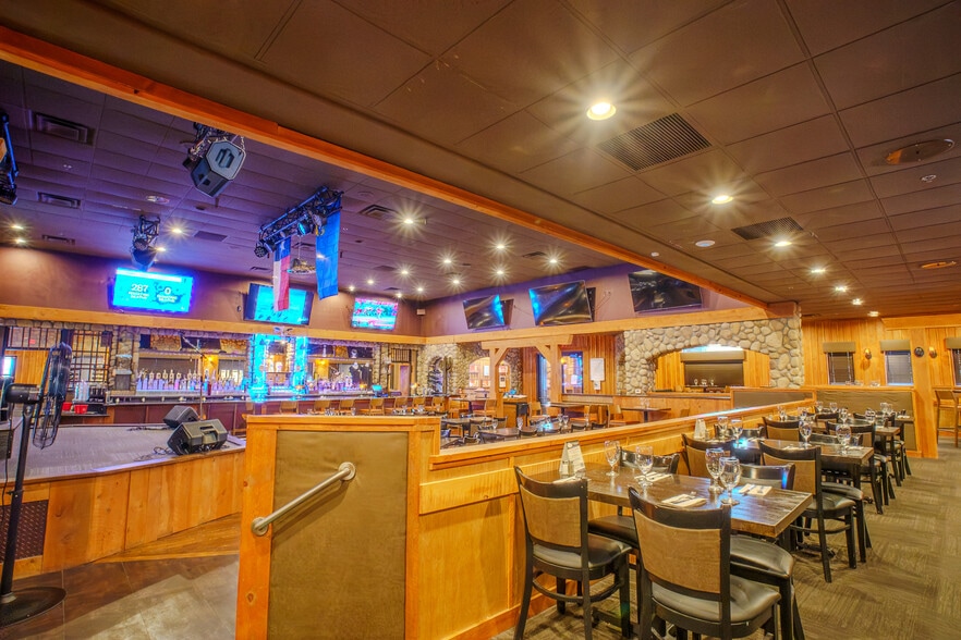 More Photos Of 891 De Marco Dr, Henderson Restaurant For Lease