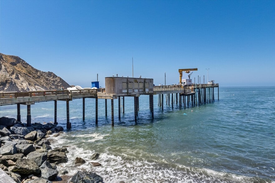 More Photos Of 825 (AKA 45200) Port rd, Point Arena Marina For Sale