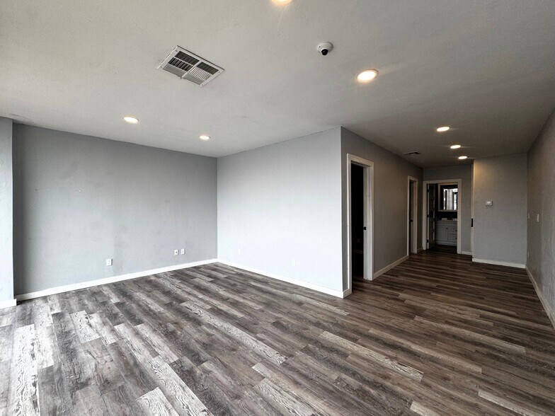 More Photos Of 4201-4205 N Macarthur Blvd, Oklahoma City Freestanding For Lease