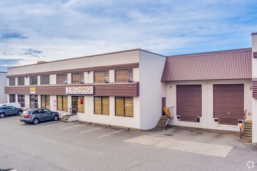 More Photos Of 3531 Jacombs Rd, Richmond Flex For Lease