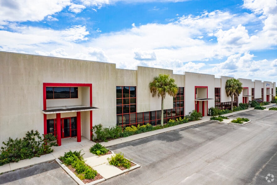 More Photos Of 1901 Longleaf Blvd, Lake Wales Warehouse For Sale