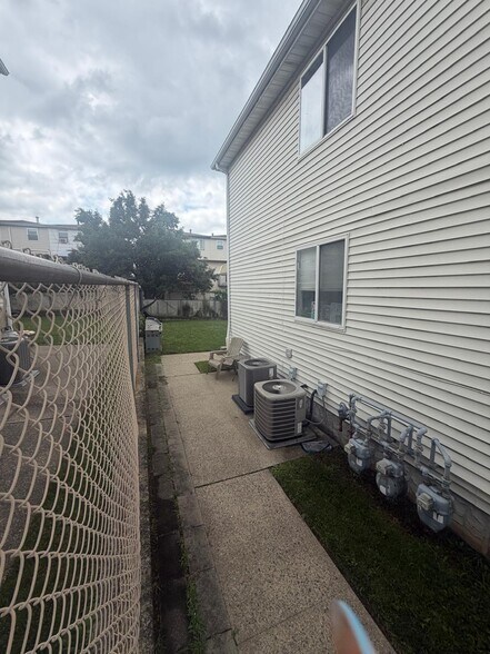 More Photos Of , Staten Island Multifamily For Sale