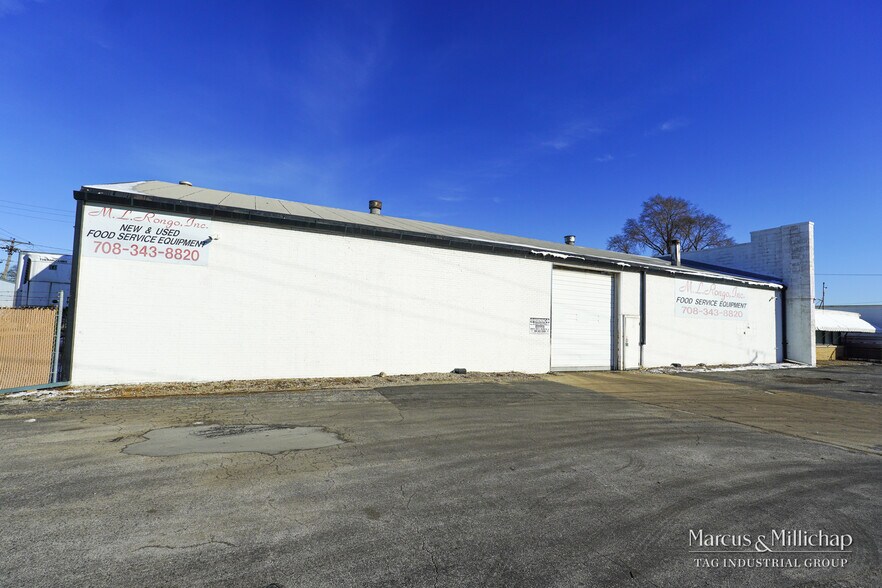More Photos Of 4817 W Lake St, Melrose Park Manufacturing For Sale