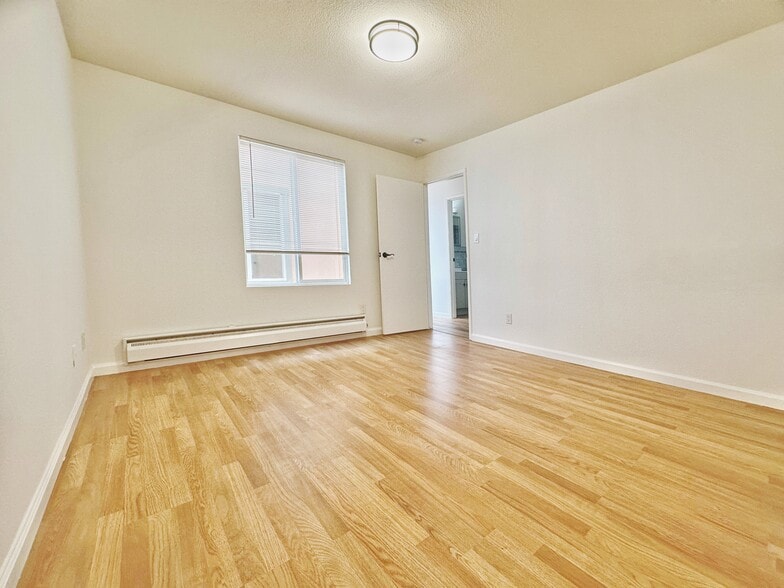 More Photos Of 1927-1929 Taraval St, San Francisco Apartments For Sale