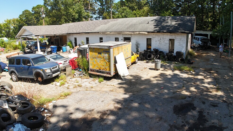 More Photos Of 2794 Metropolitan Pky SW, Atlanta Auto Repair For Sale