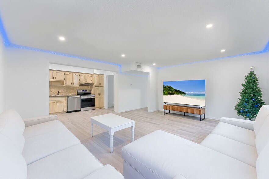 More Photos Of 4801 University Dr, Coral Gables Apartments For Sale