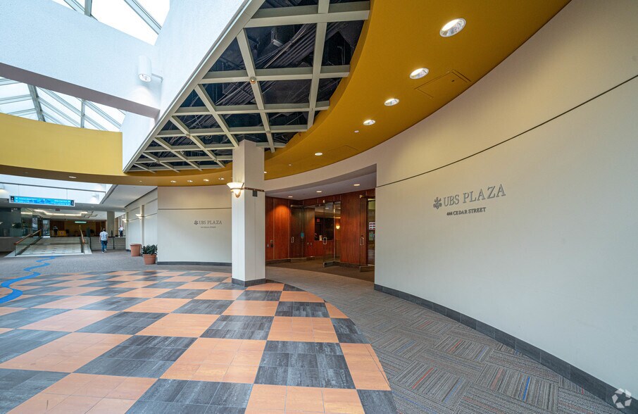 More Photos Of 445 Minnesota St, Saint Paul Unknown For Lease