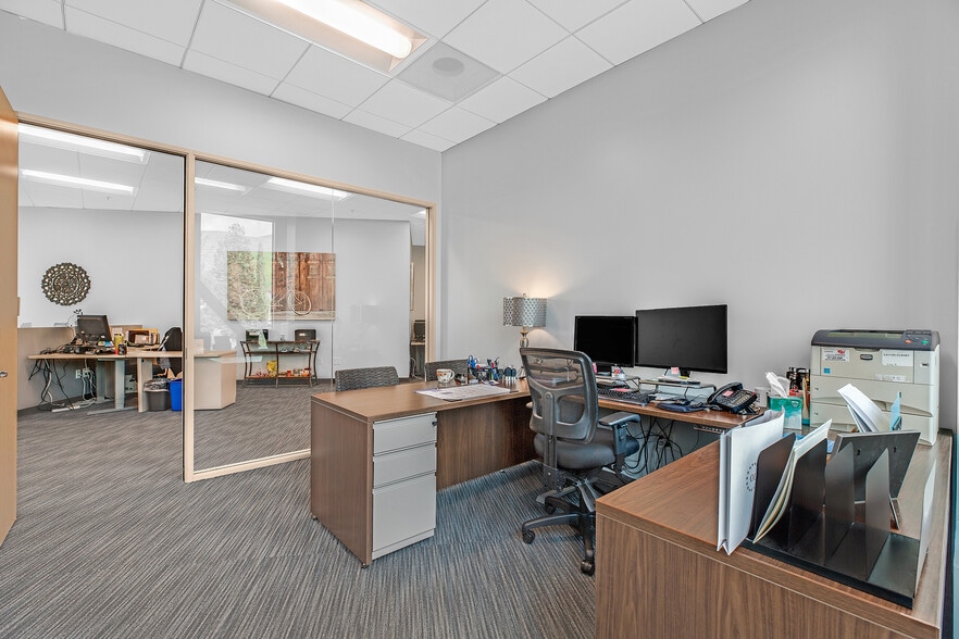 More Photos Of 41111 Mission Blvd, Fremont Office For Lease