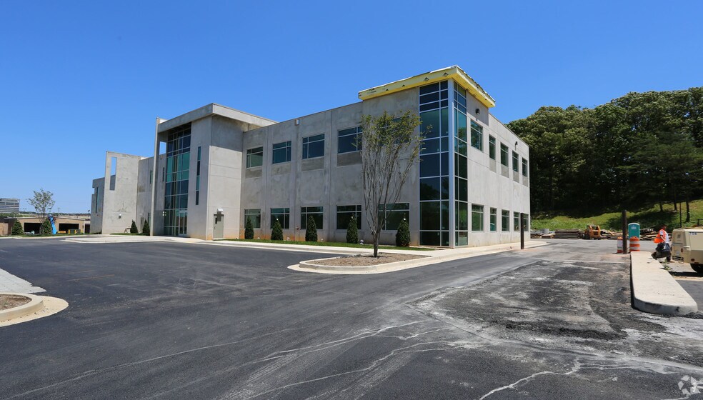 More Photos Of 7521 Jefferson Ave, Hyattsville Flex For Lease