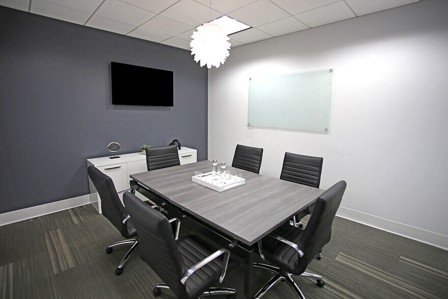 More Photos Of 444 W Ocean Blvd, Long Beach Coworking Space
