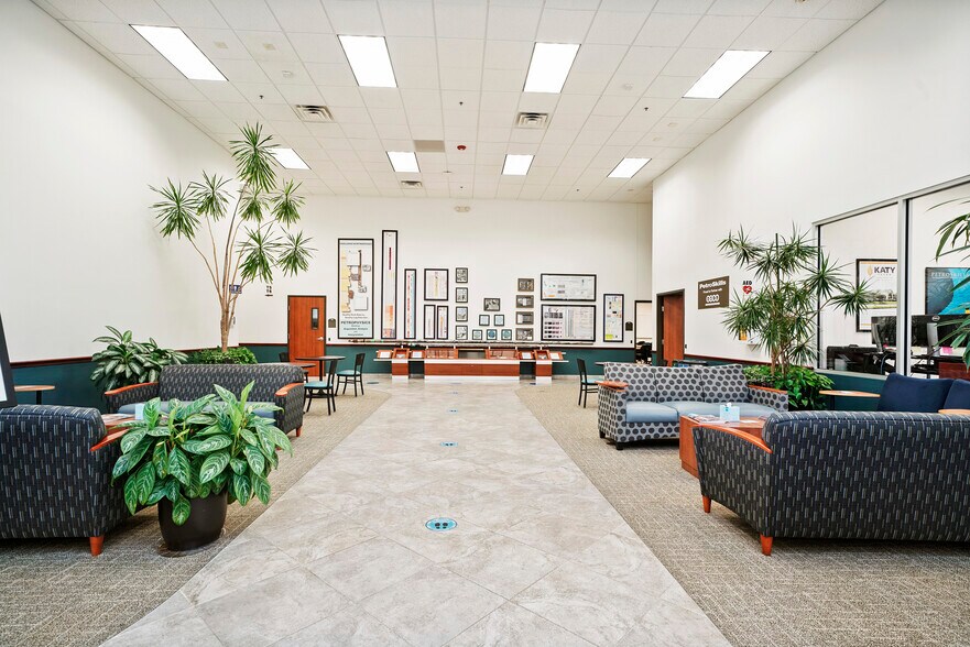 More Photos Of 25403 Katy Mills Pky, Katy Office For Sale