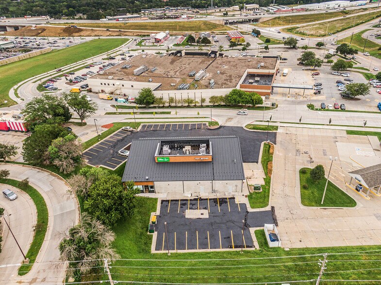 More Photos Of 1751 Madison Ave, Council Bluffs Unknown For Lease