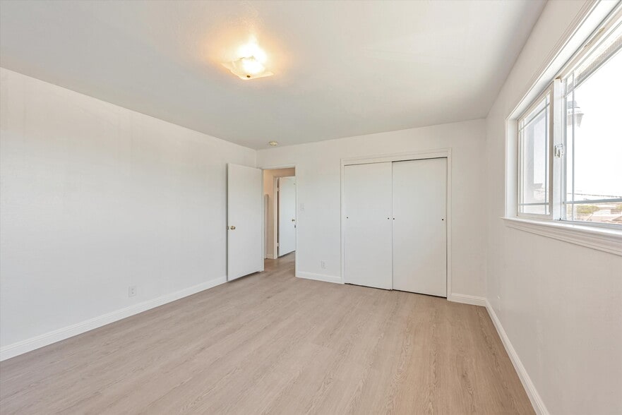 More Photos Of 3404 School St, Oakland Apartments For Sale