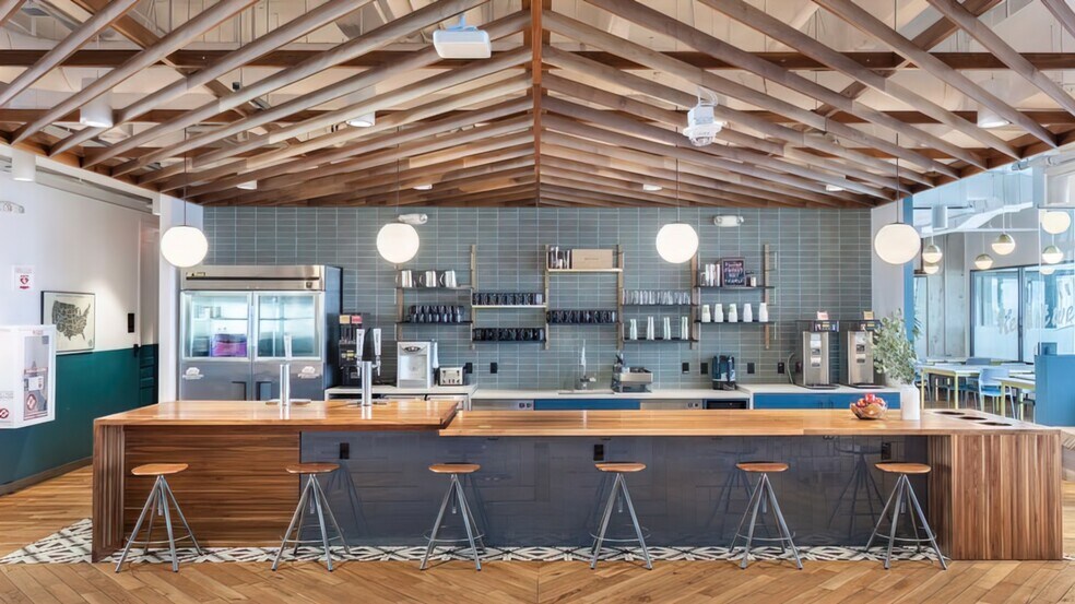 More Photos Of 3300 N Interstate 35, Austin Coworking Space