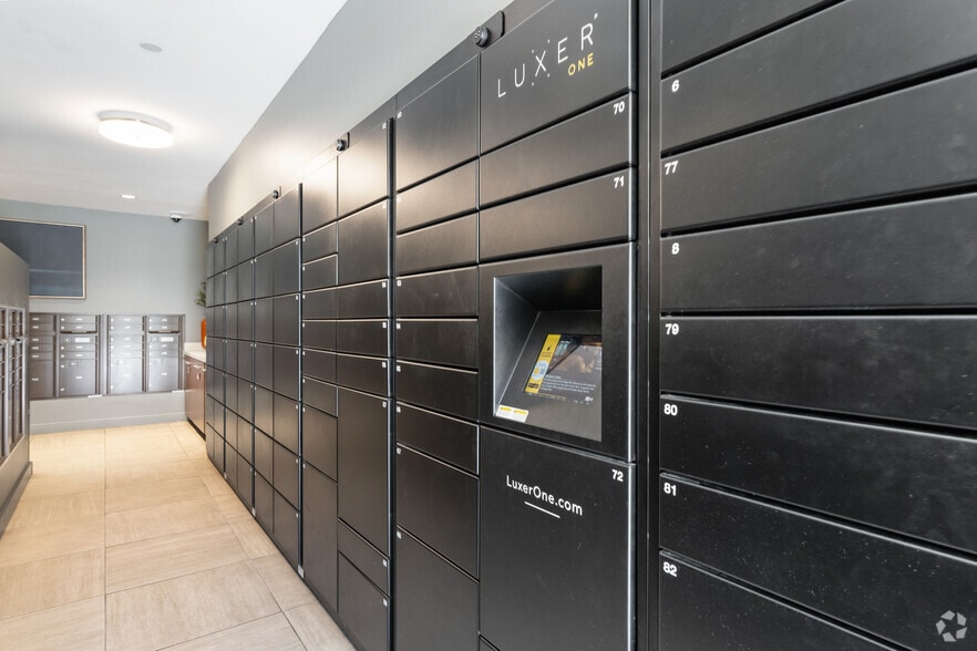 More Photos Of 5901-5921 Center Dr, Los Angeles Apartments For Lease