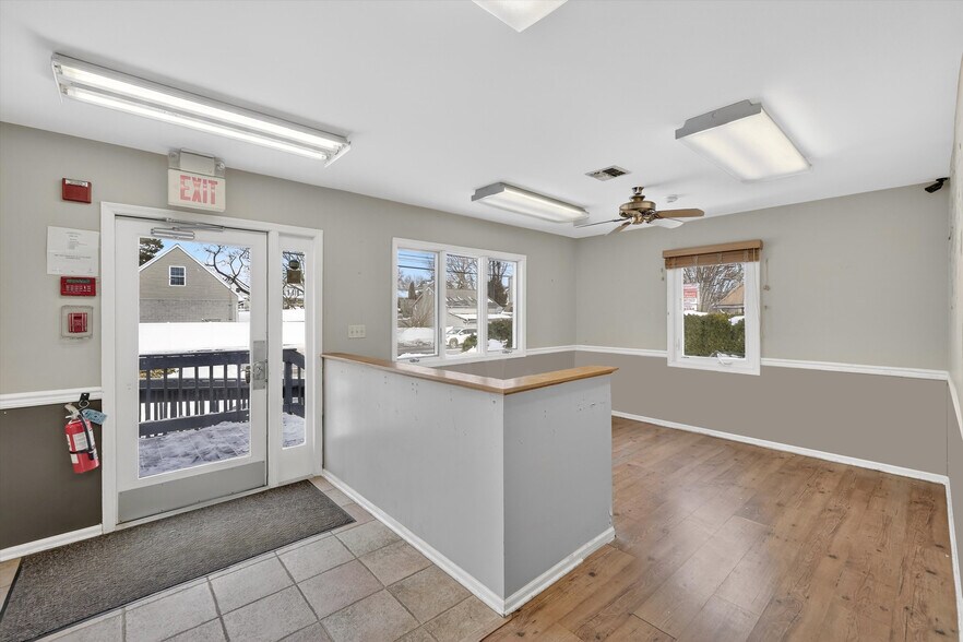 More Photos Of 75 Ramapo Rd, Garnerville Office For Sale