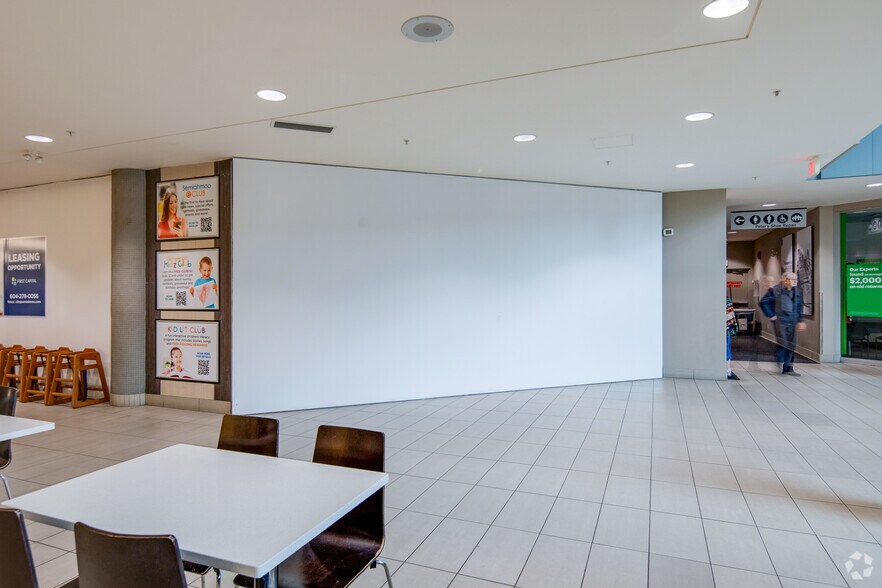 More Photos Of 1601-1715 152 St, Surrey Storefront Retail Office For Lease
