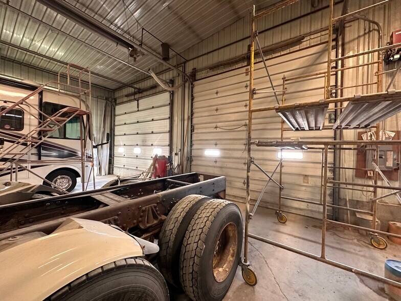 More Photos Of 3945 S Blue Star Dr, Traverse City Service For Sale