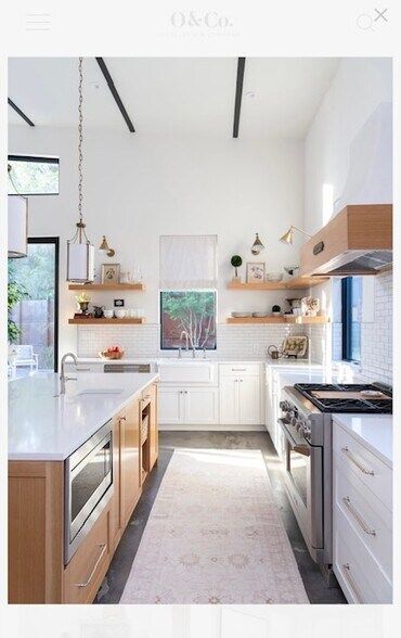 More Photos Of 4780 Iberia Ave, Dallas Showroom For Sale