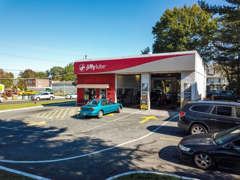 More Photos Of 55 N White Horse Pike, Audubon Auto Repair For Sale