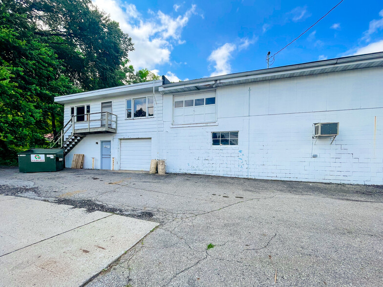 Primary Photo Of 2303 SE 14th St, Des Moines Warehouse For Lease