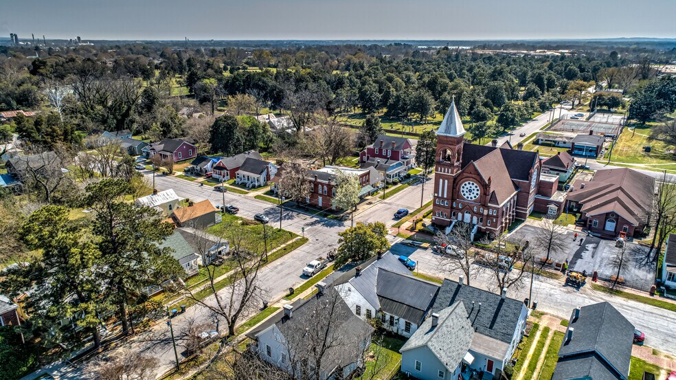 More Photos Of 602-604 3rd St, Augusta Apartments For Sale