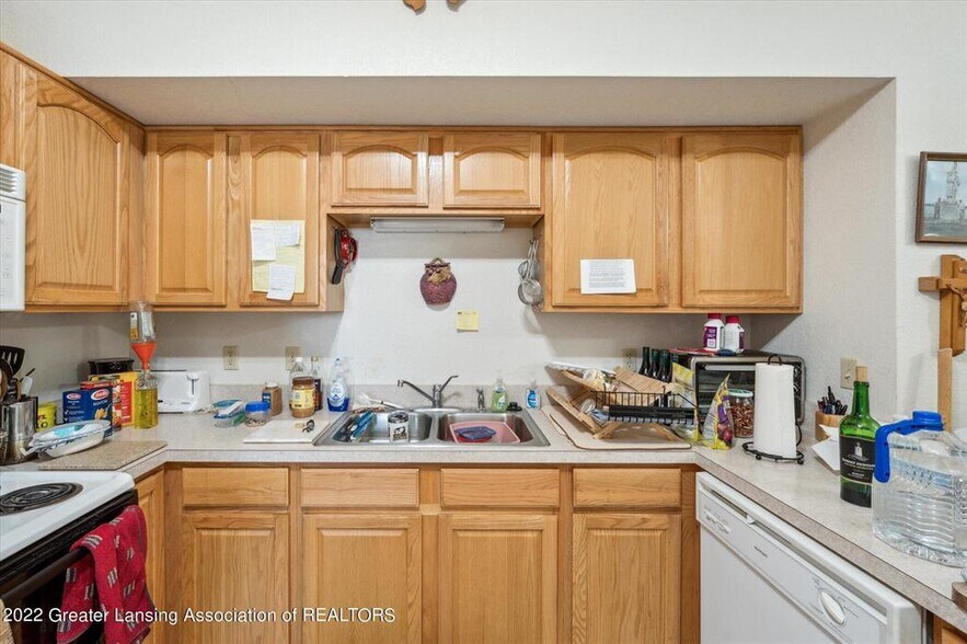 More Photos Of 335 Horatio St, Charlotte Apartments For Sale