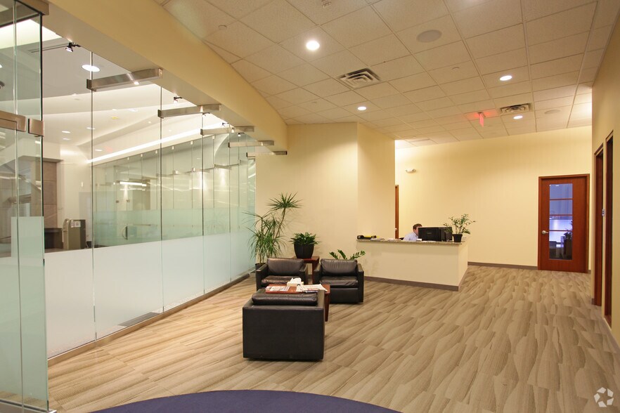 More Photos Of 120 S 6th St, Minneapolis Coworking Space