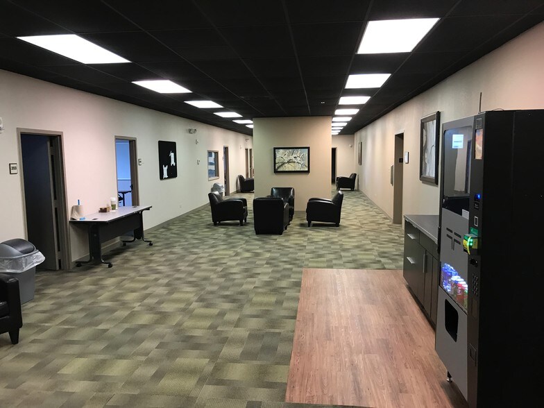 More Photos Of 8030 Arrowridge Blvd, Charlotte Office For Sale