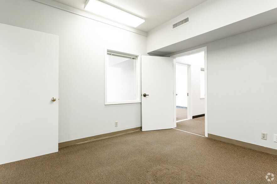 More Photos Of 459 Fulton St, San Francisco Office For Lease