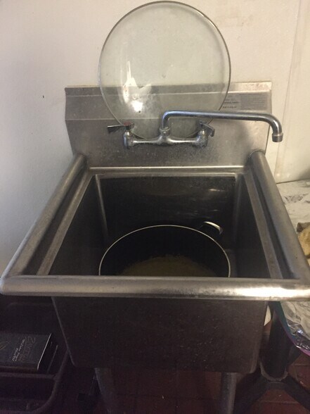 More Photos Of 5050 S 13th Ave, Fargo Freestanding For Lease