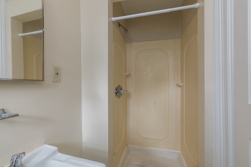 More Photos Of 870 Vine St, Chattanooga Apartments For Lease