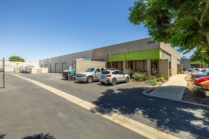 More Photos Of 1020 Iowa Ave, Riverside Unknown For Lease