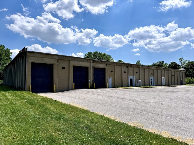 Primary Photo Of 2800 Warehouse Rd, Owensboro Distribution For Sale