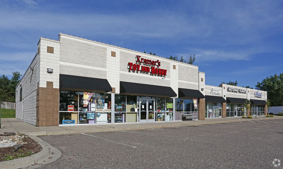 Primary Photo Of 11011 NE 61st St, Albertville Unknown For Lease