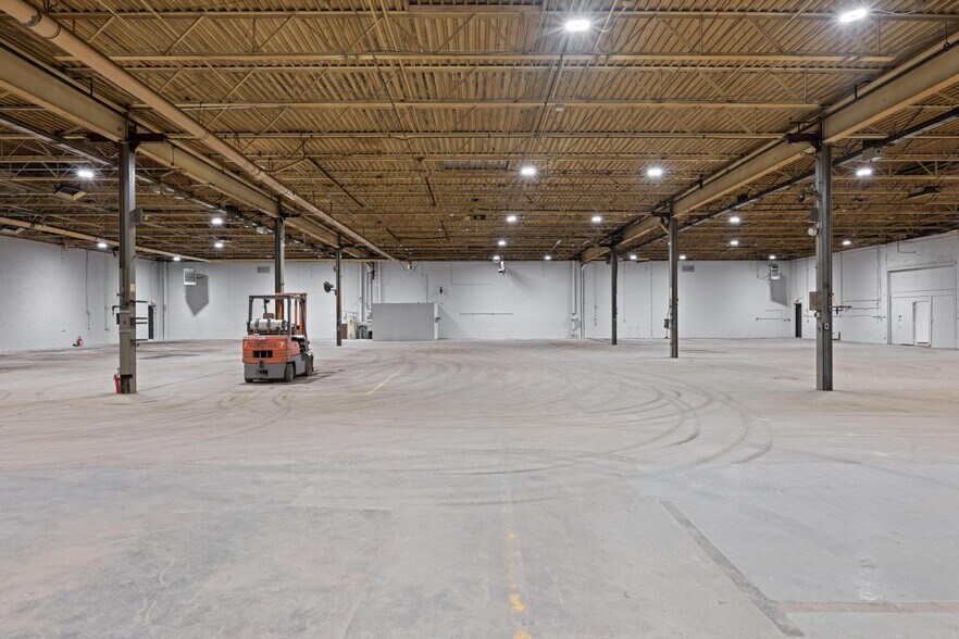 More Photos Of 325 Bridge St, Old Forge Manufacturing For Lease