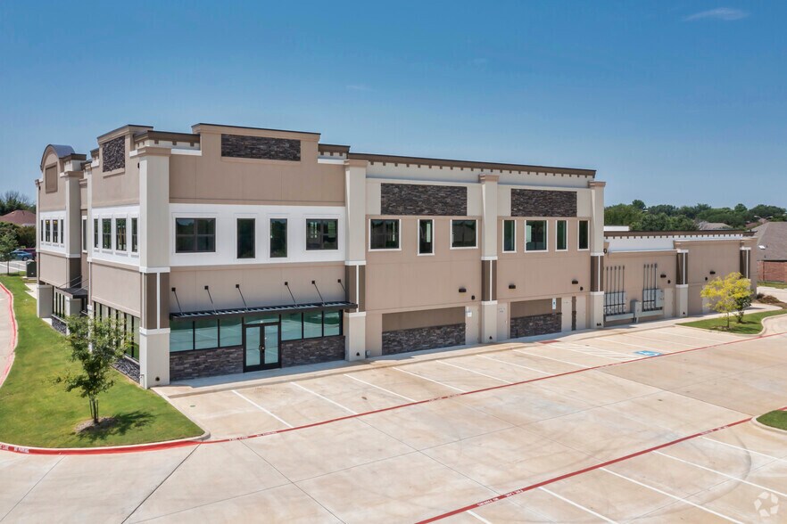 More Photos Of 2840 Flower Mound Rd, Flower Mound General Retail For Lease