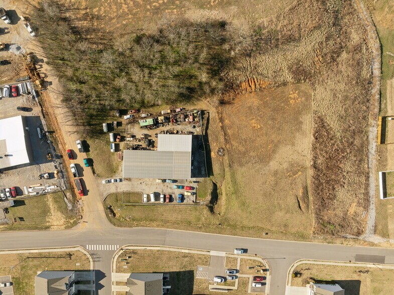 More Photos Of 2501 Precast Dr, Columbia Warehouse For Sale