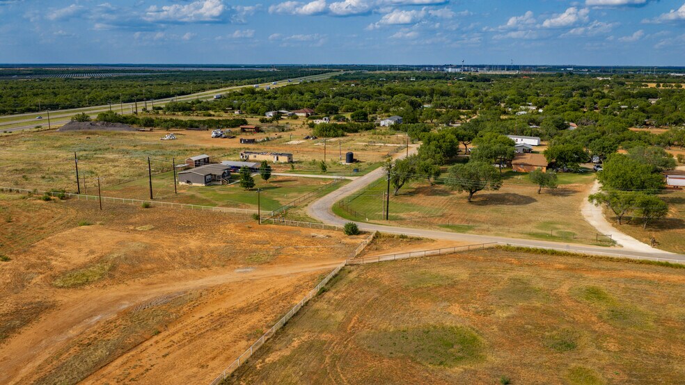 More Photos Of 175 County Road 1151, Pearsall Land For Sale