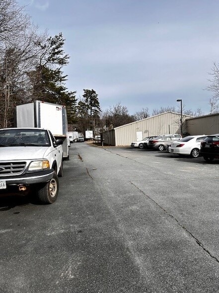 More Photos Of 5155 Three Notch D Rd, Crozet Warehouse For Lease