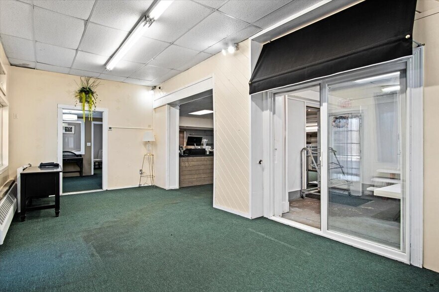 More Photos Of 1225 Pittston Ave, Scranton Freestanding For Sale