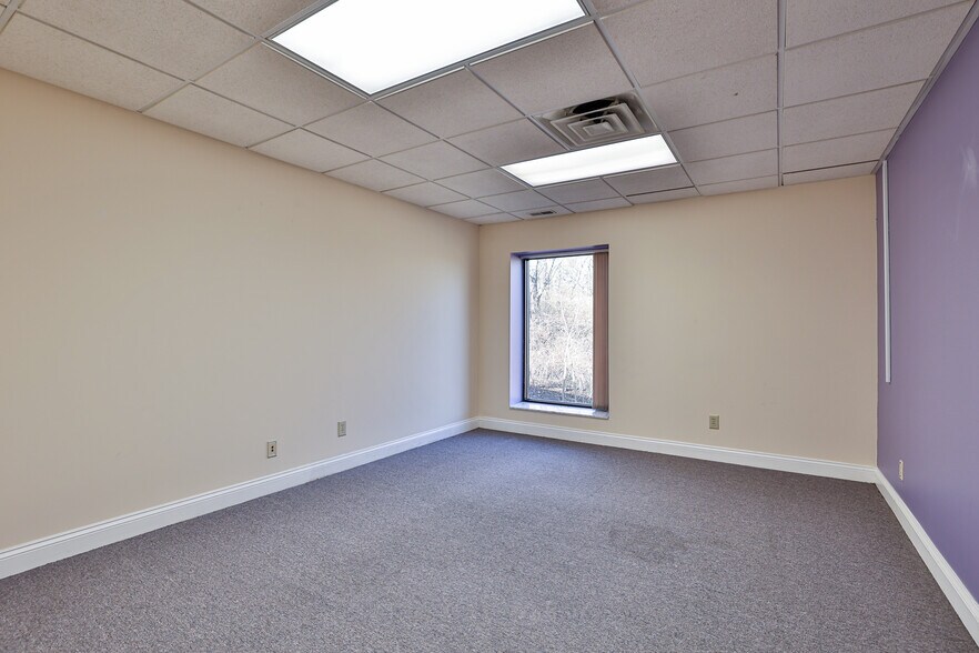 More Photos Of 3989 S US Route 42, Lebanon Office For Sale