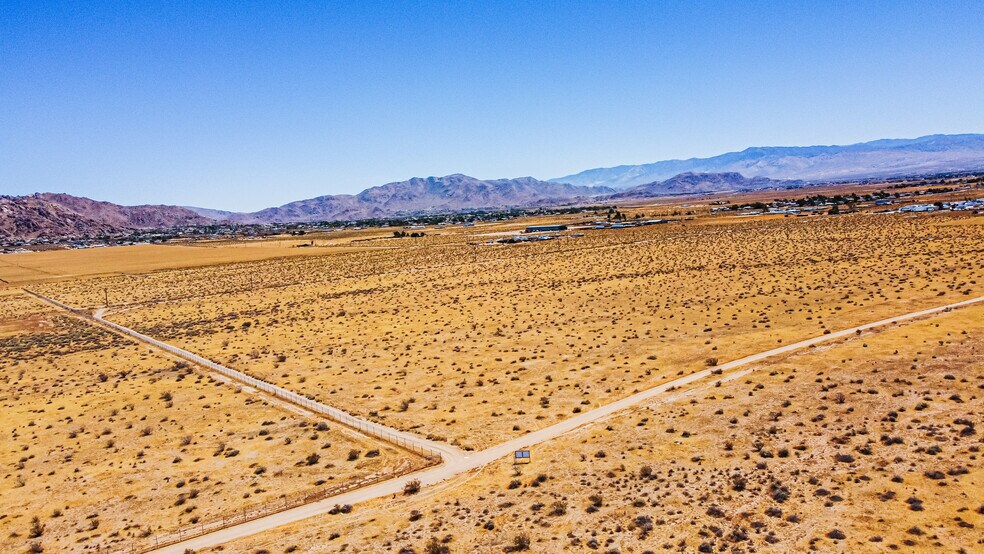 More Photos Of Dakota & Papago Rd., Apple Valley Land For Sale