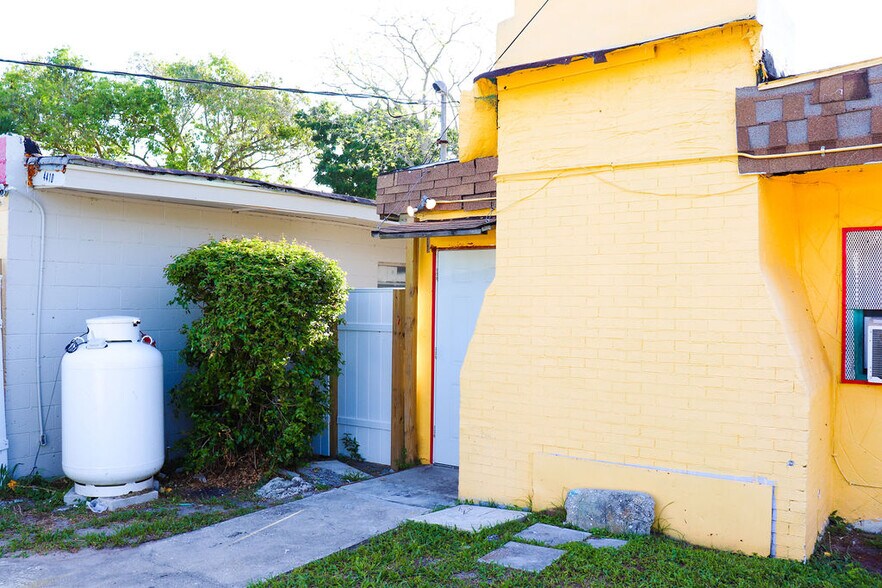 More Photos Of 4410 38th Ave, Vero Beach Multifamily For Sale