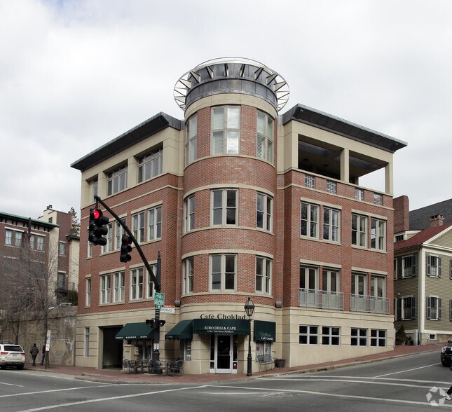 Primary Photo Of 2 Thomas St, Providence Storefront Retail Residential For Lease
