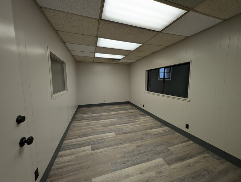 More Photos Of 7900 W Interstate 20, Midland Service For Sale