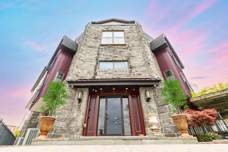 More Photos Of 4557 Manayunk Ave, Philadelphia Apartments For Sale