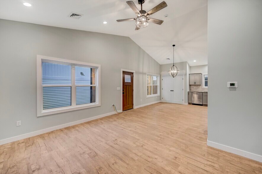 More Photos Of 627-629 Prescott ave, Scranton Multifamily For Sale