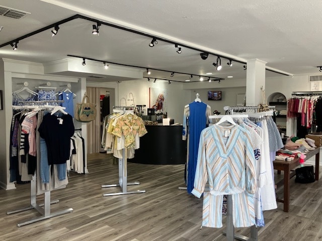 More Photos Of 3006 W Swann Ave, Tampa Freestanding For Sale