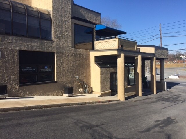 More Photos Of 3136 Hamilton Blvd, Allentown Office For Lease